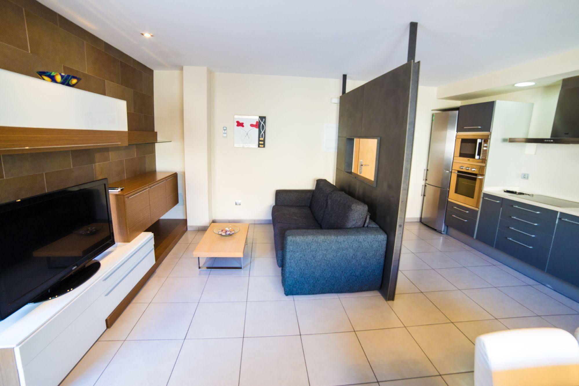 Agi Drugstore Apartments ロザス エクステリア 写真